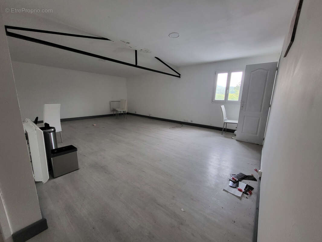 Local - 600 m2 - vincey - photo 6