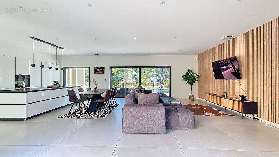 Villa contemporaine de standing   190 m2   hauteurs de nîmes   terrain 3 035 m2   piscine   calme abso - photo 8