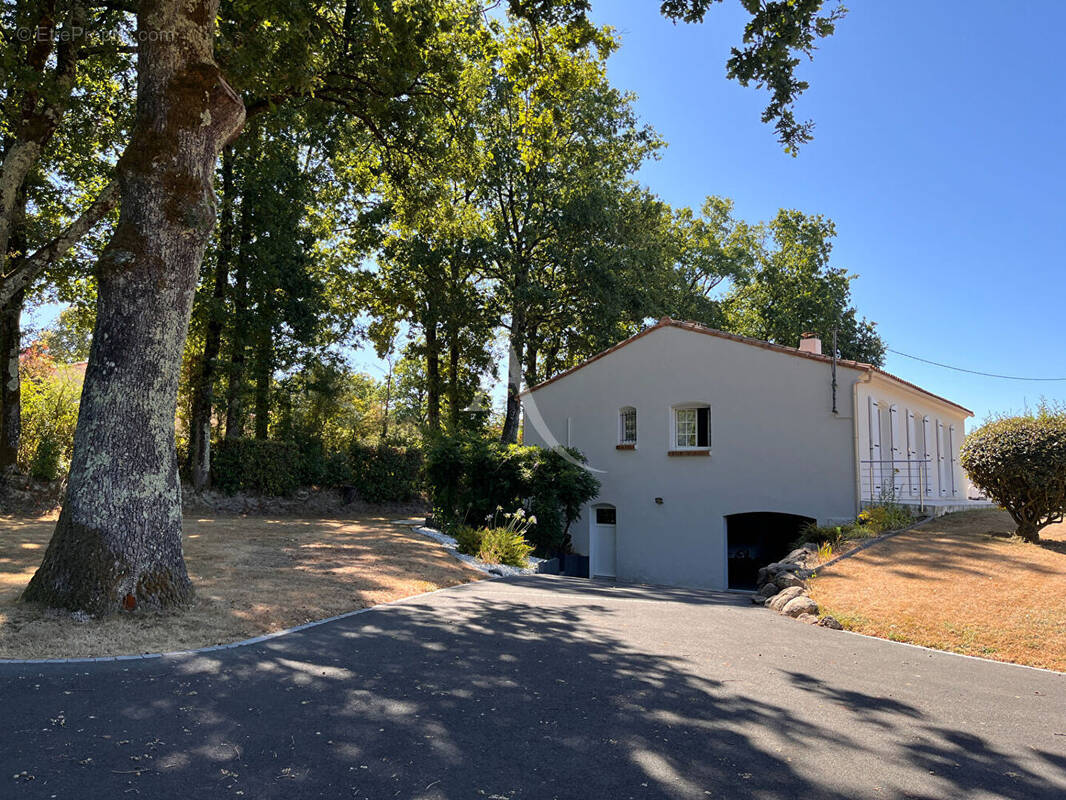 Maison à LANDERONDE