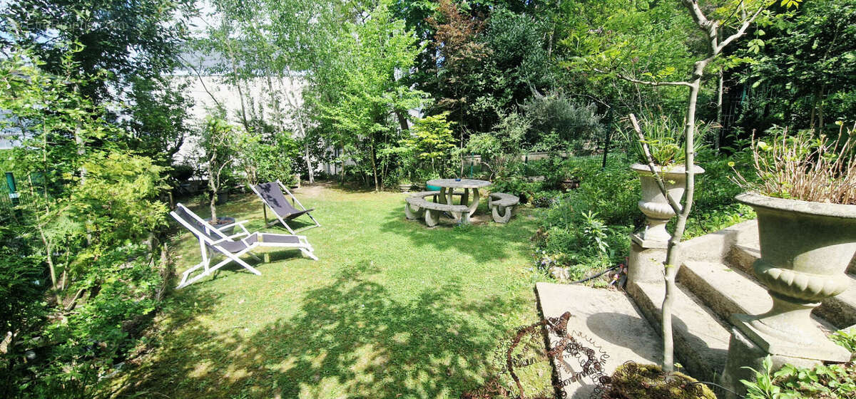 Maison à CHAVILLE