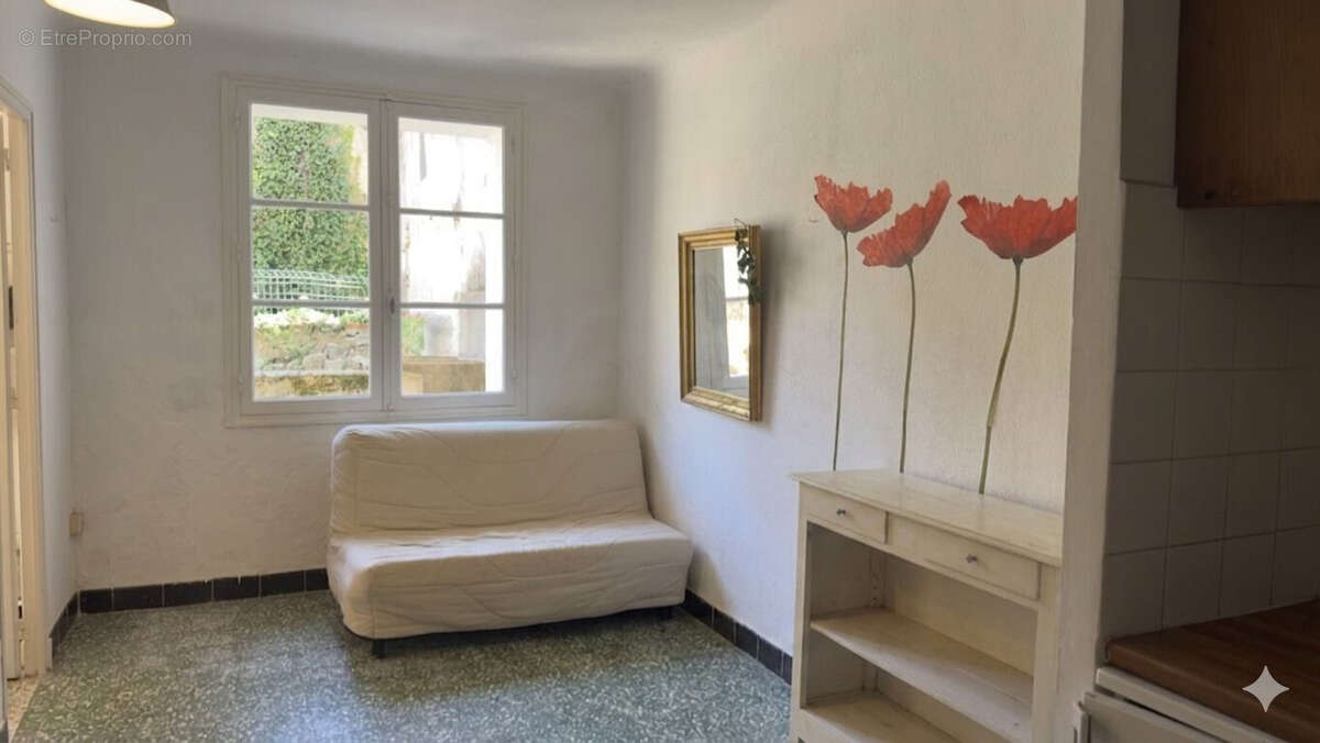 Appartement à GONFARON