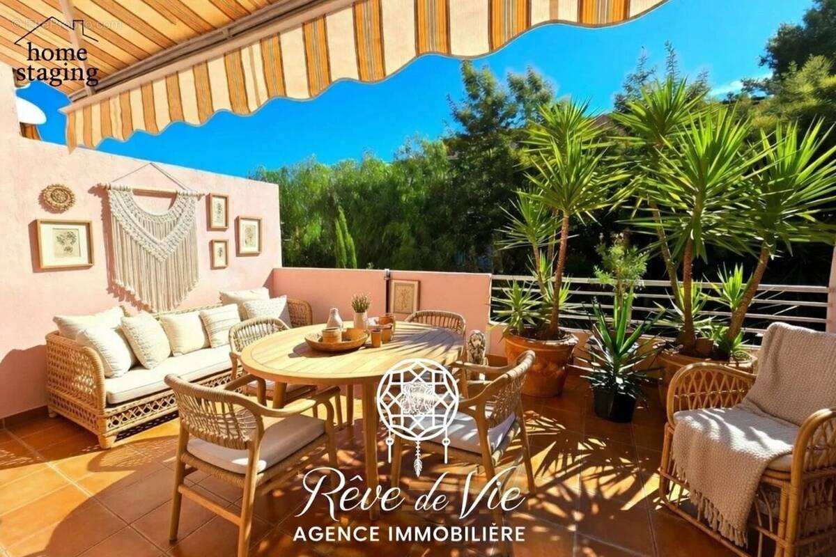 Appartement à BORMES-LES-MIMOSAS