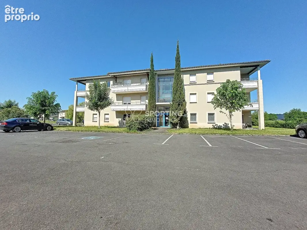 Appartement à PINEUILH