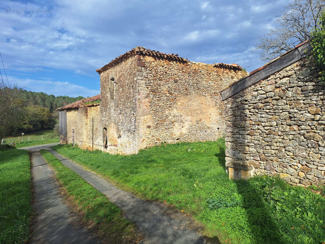 Maison à SAINT-MARCORY