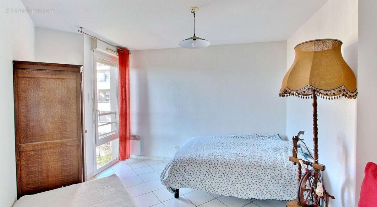 Appartement à LE LUC