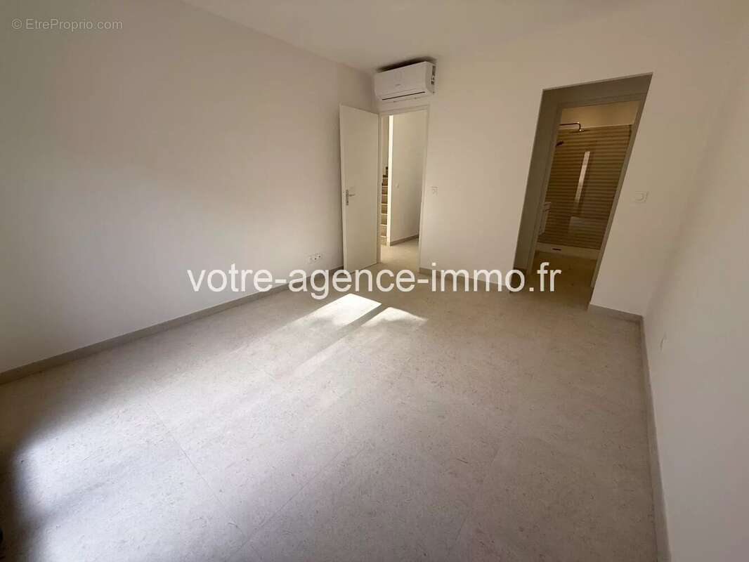 Maison à TOURRETTE-LEVENS