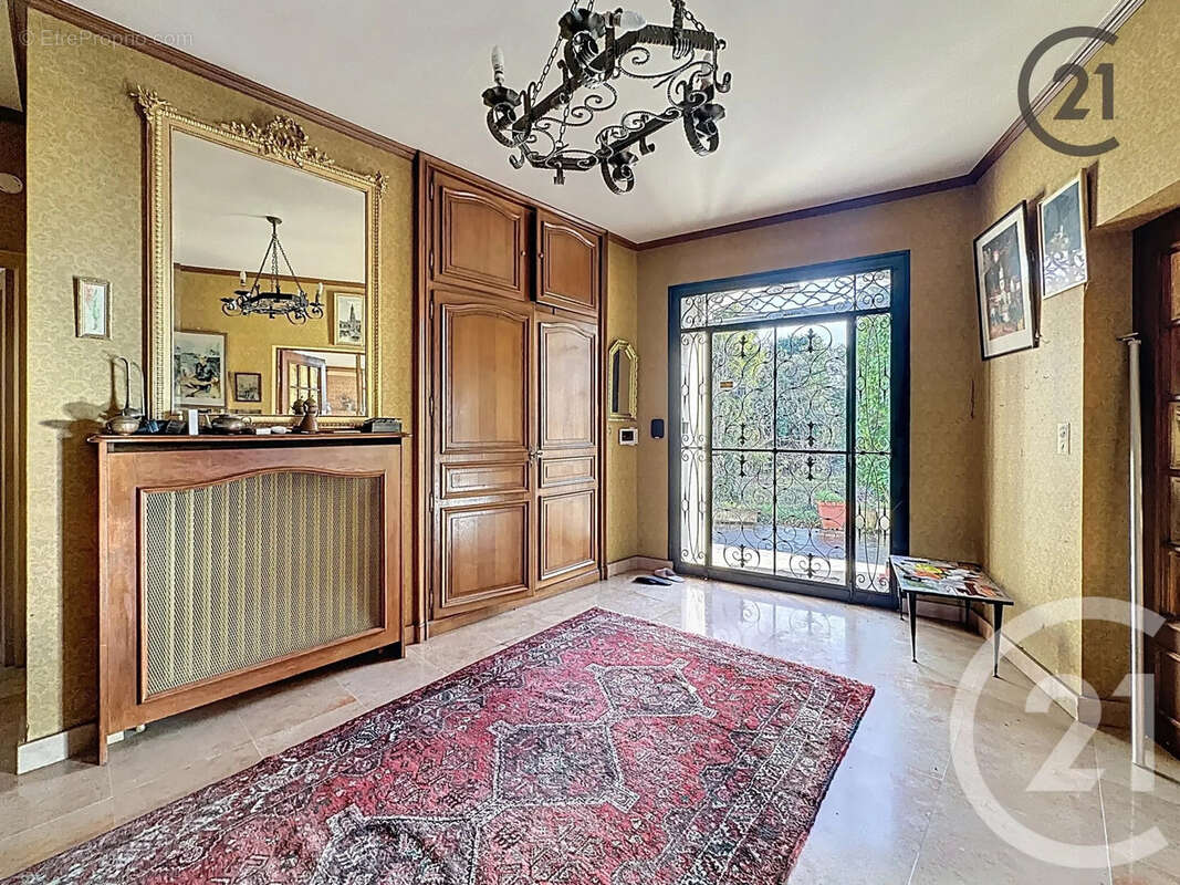 Maison à SAINT-ANDRE-LES-VERGERS