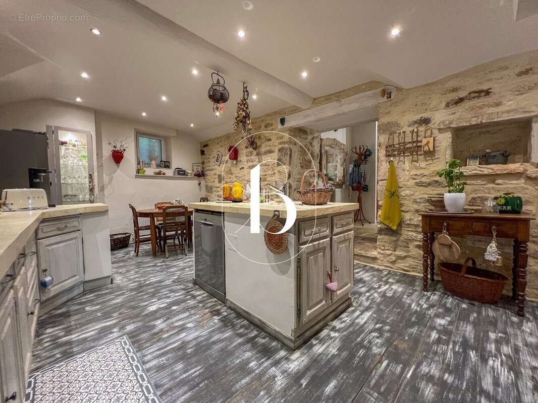 Maison au coeur de village avec vue imprenable - photo 28