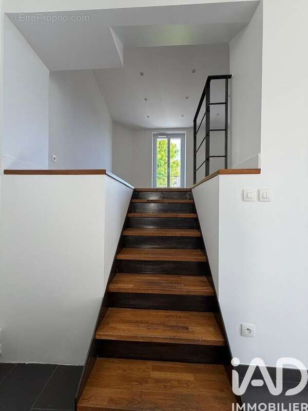 Photo 8 - Maison à CARRIERES-SUR-SEINE