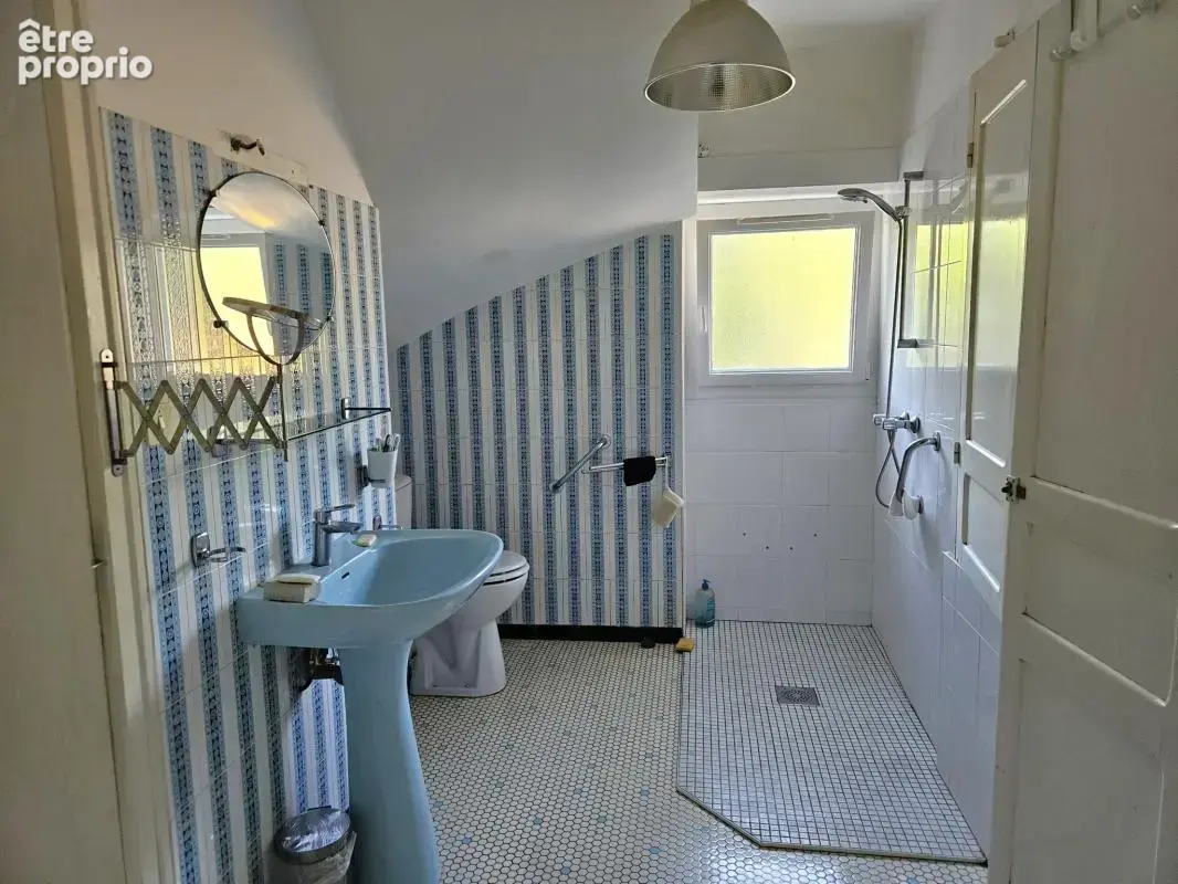 Grande maison familiale avec dépendances à Mésanger, au calm - photo 14
