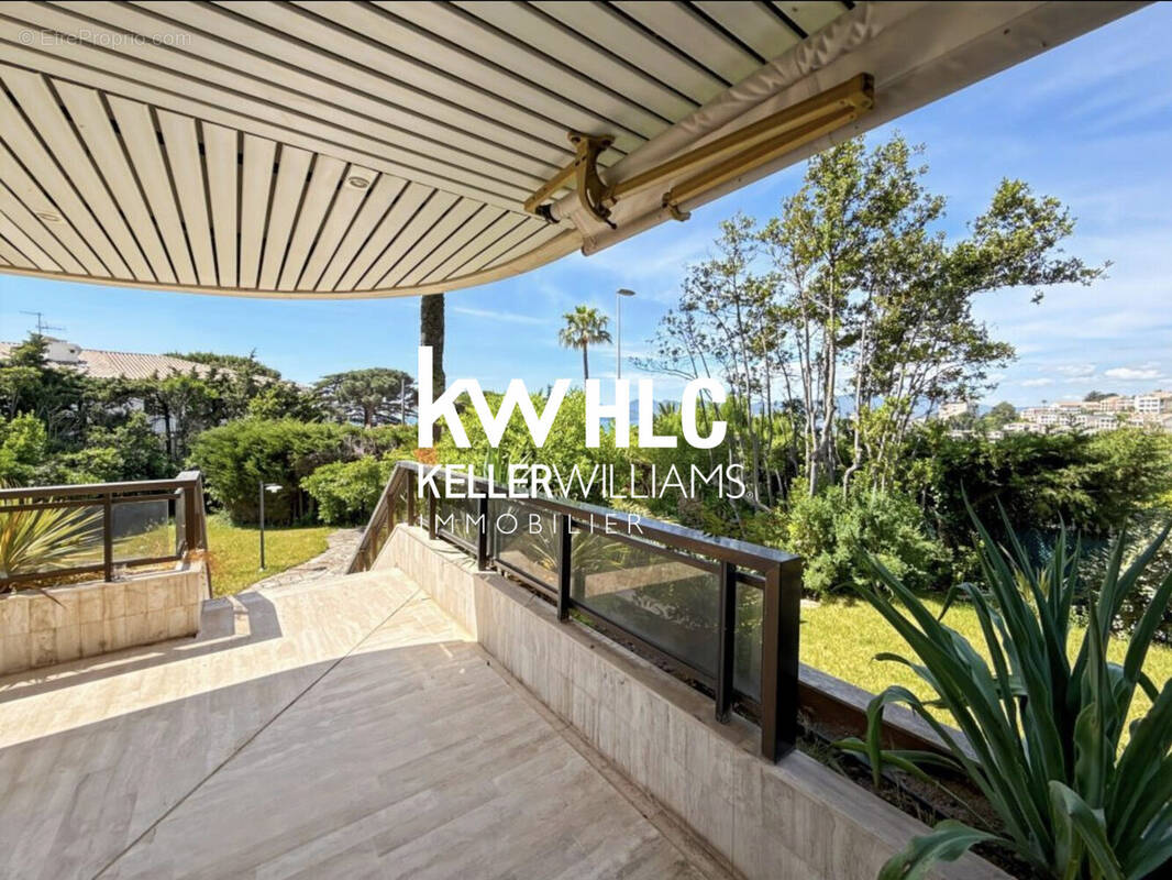 Appartement à CANNES