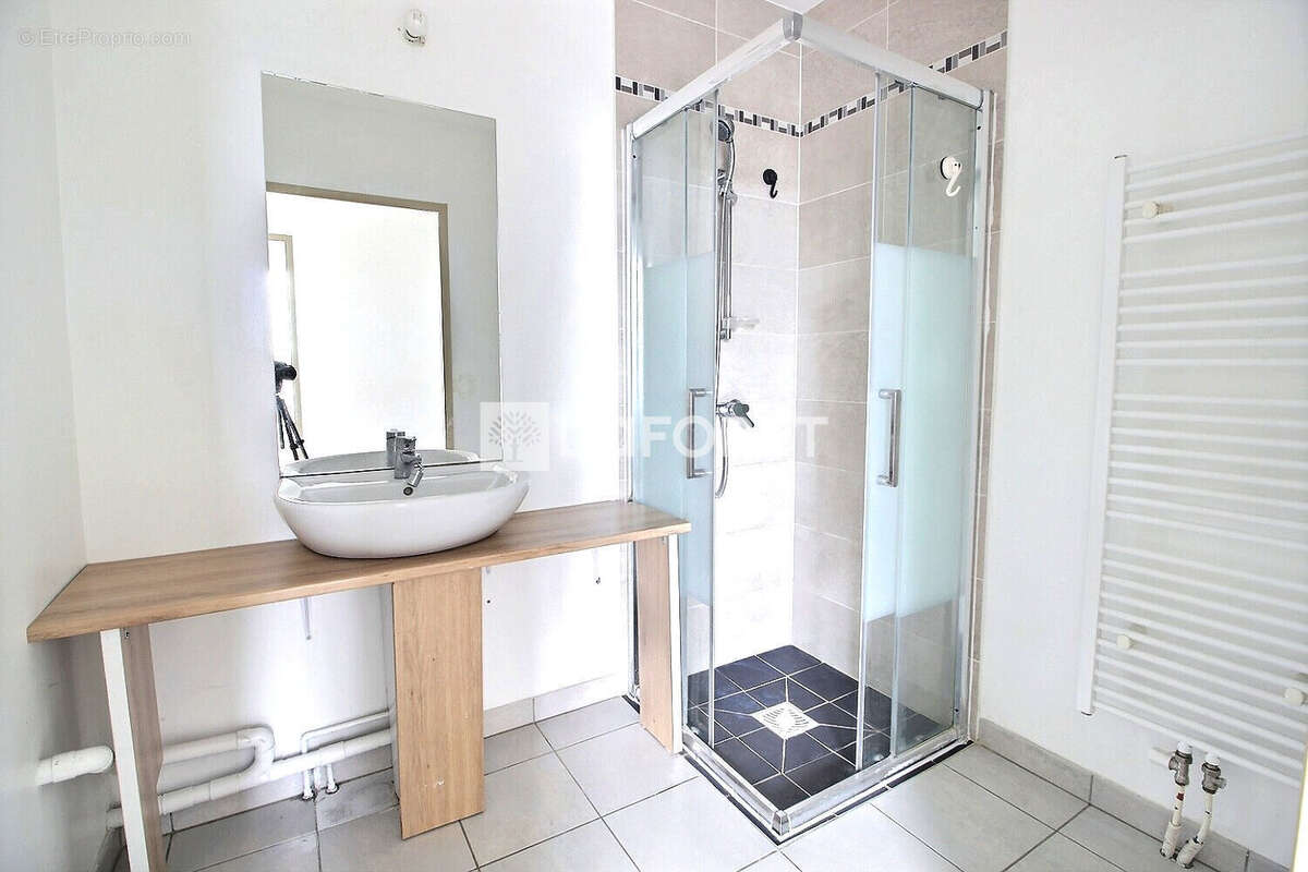 Appartement à GENNEVILLIERS