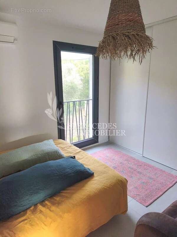 Appartement à SPERACEDES