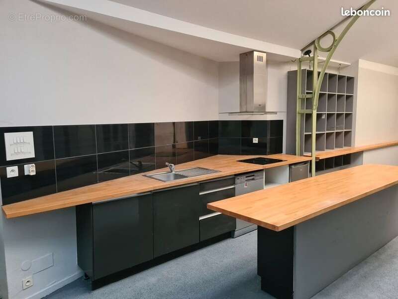 Loft, local commercial ou bureau, cœur de ville, rez de chaussée - photo 2