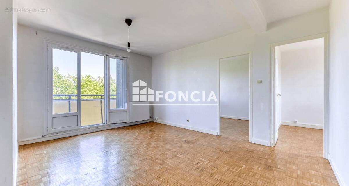 Appartement à VENISSIEUX