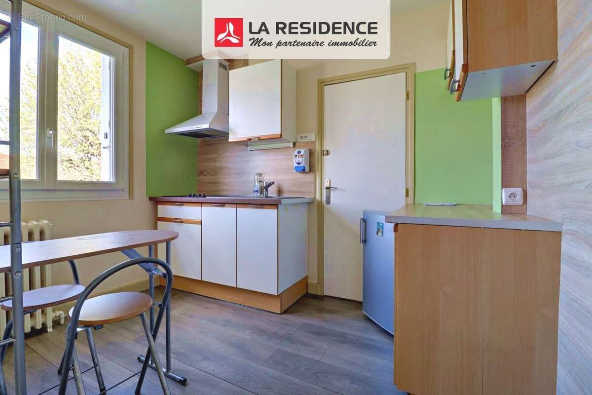 Maison 65 m² à Houdan  - photo 2