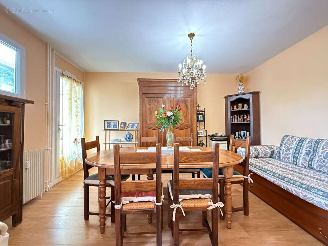 Appartement à LONS-LE-SAUNIER