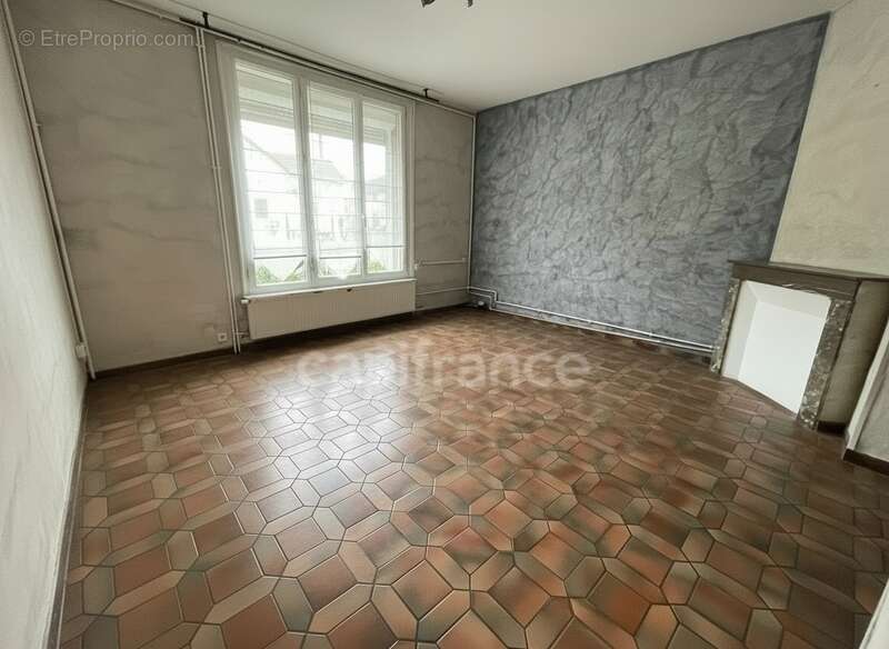 Maison à CHAUNY