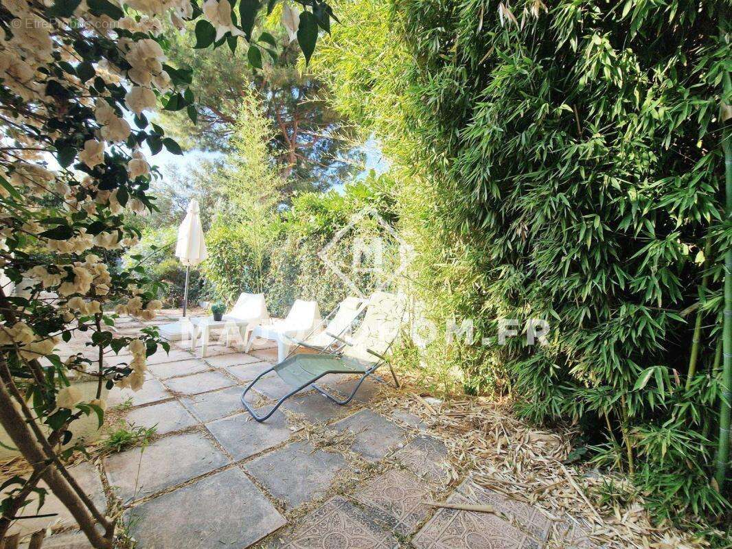 Appartement à MARSEILLE-8E