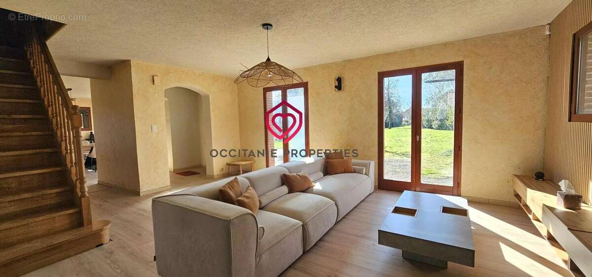 Maison à BEAUMONT-SUR-LEZE