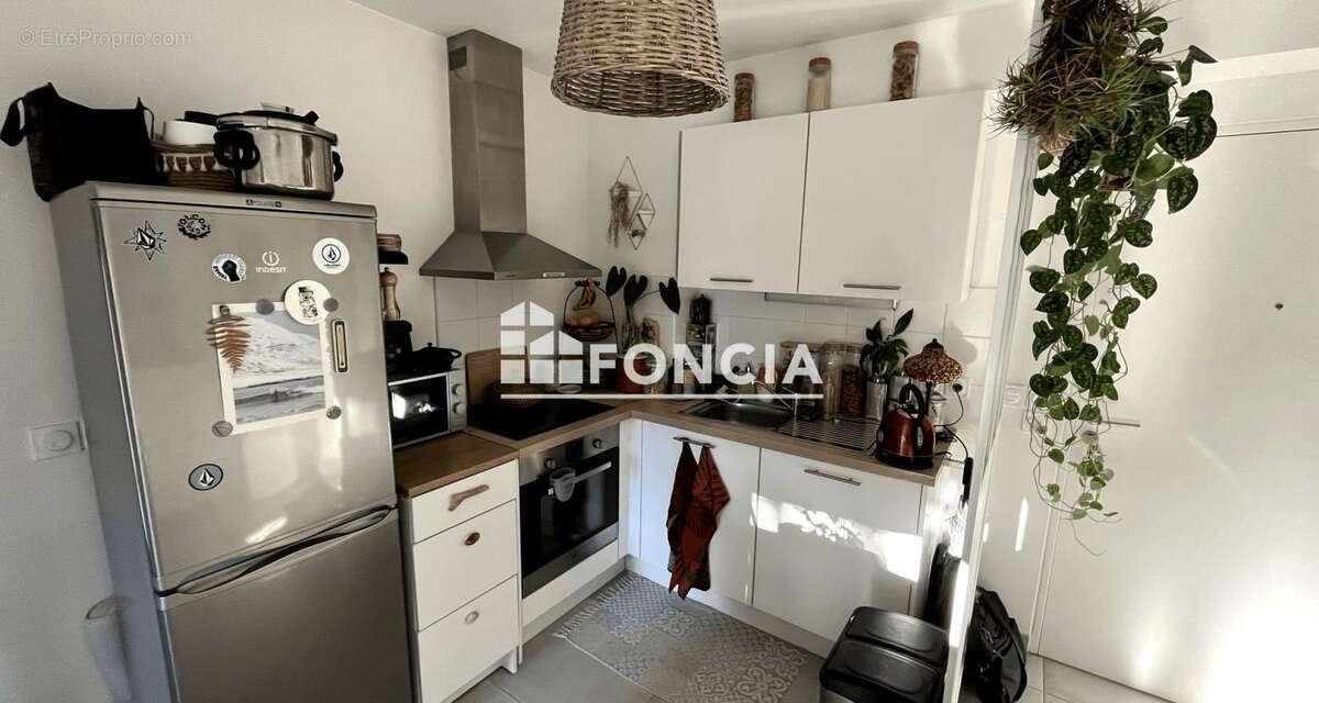 Appartement à BORMES-LES-MIMOSAS