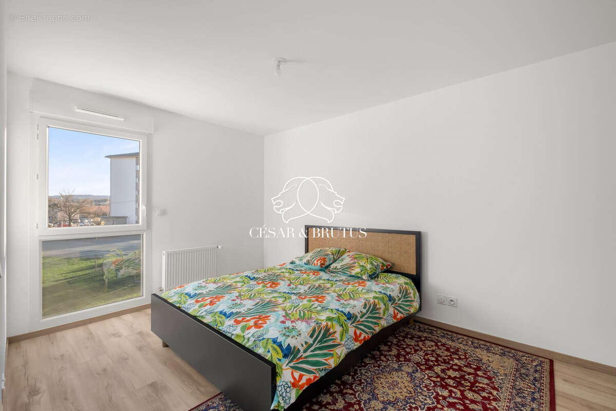 Appartement à PONT-EVEQUE