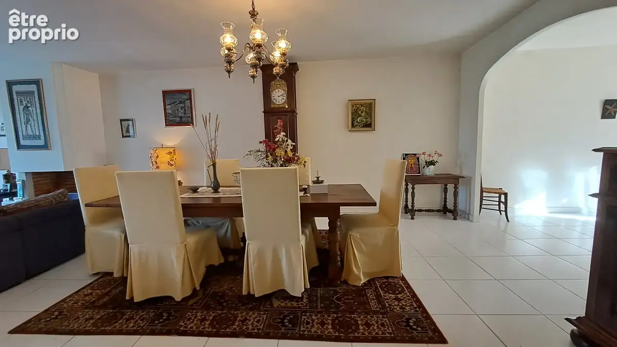 VILLA FAMILIALE D’EXCEPTION   Piscine 10×5, suite parentale XXL, garage indépendant... - photo 8