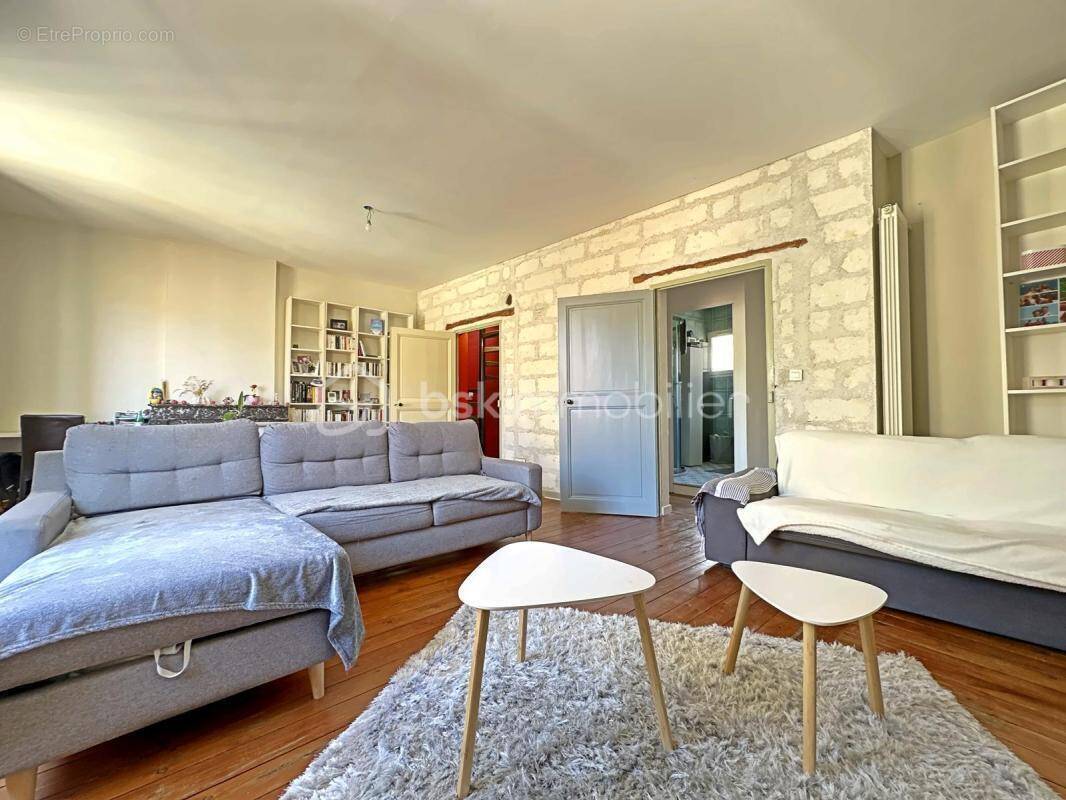 Maison à LUNEL-VIEL