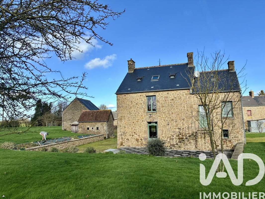 Photo 4 - Maison à LASSAY-LES-CHATEAUX