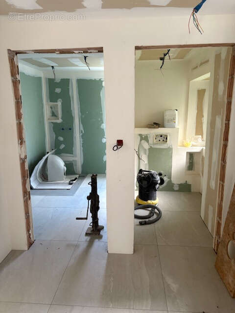 Maison à STEINBRUNN-LE-BAS