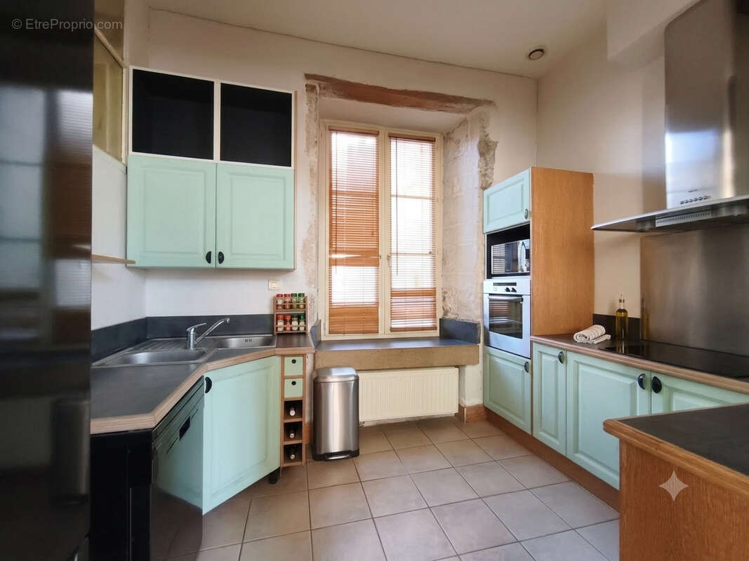 Appartement à GRAY
