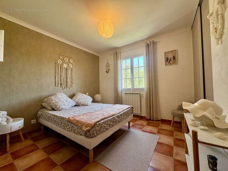 Maison à LES MAGES