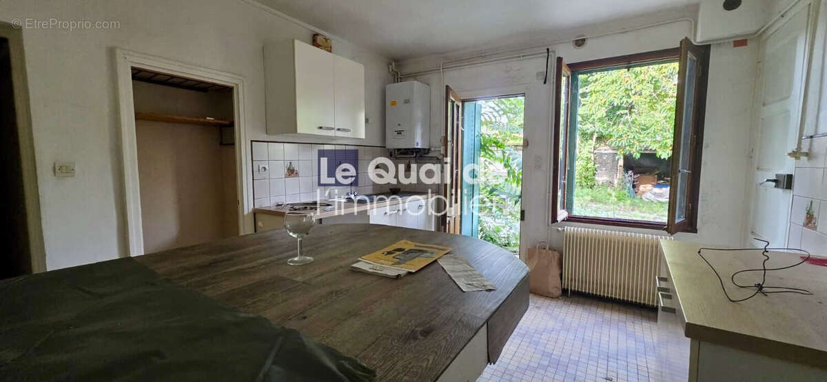 Maison 184 m² à Echirolles  - photo 3