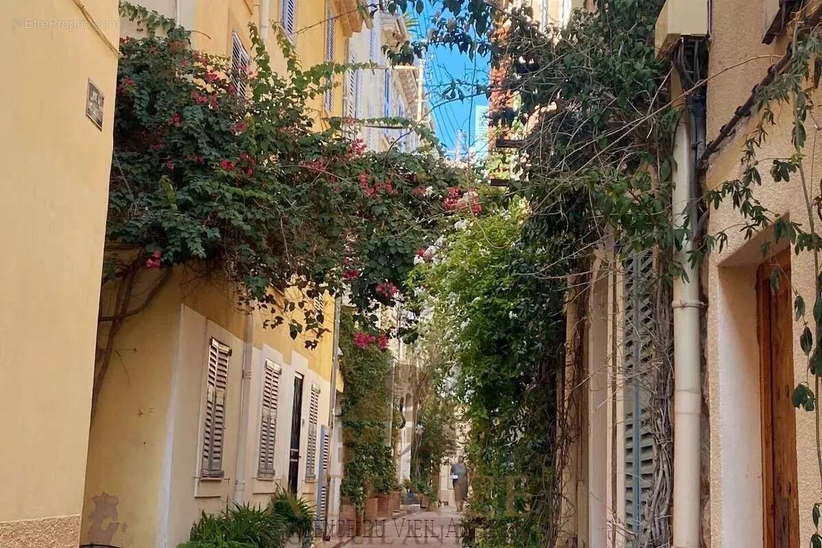 Maison à ANTIBES