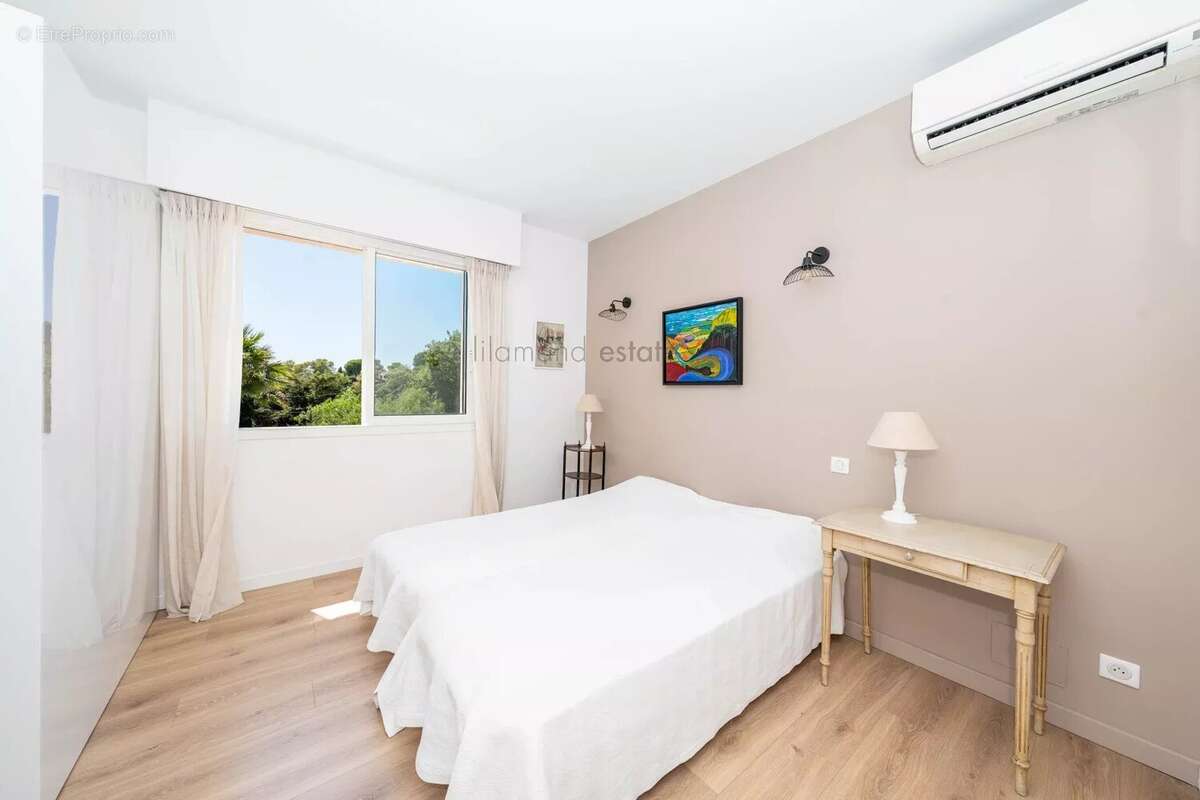 Maison à MOUGINS