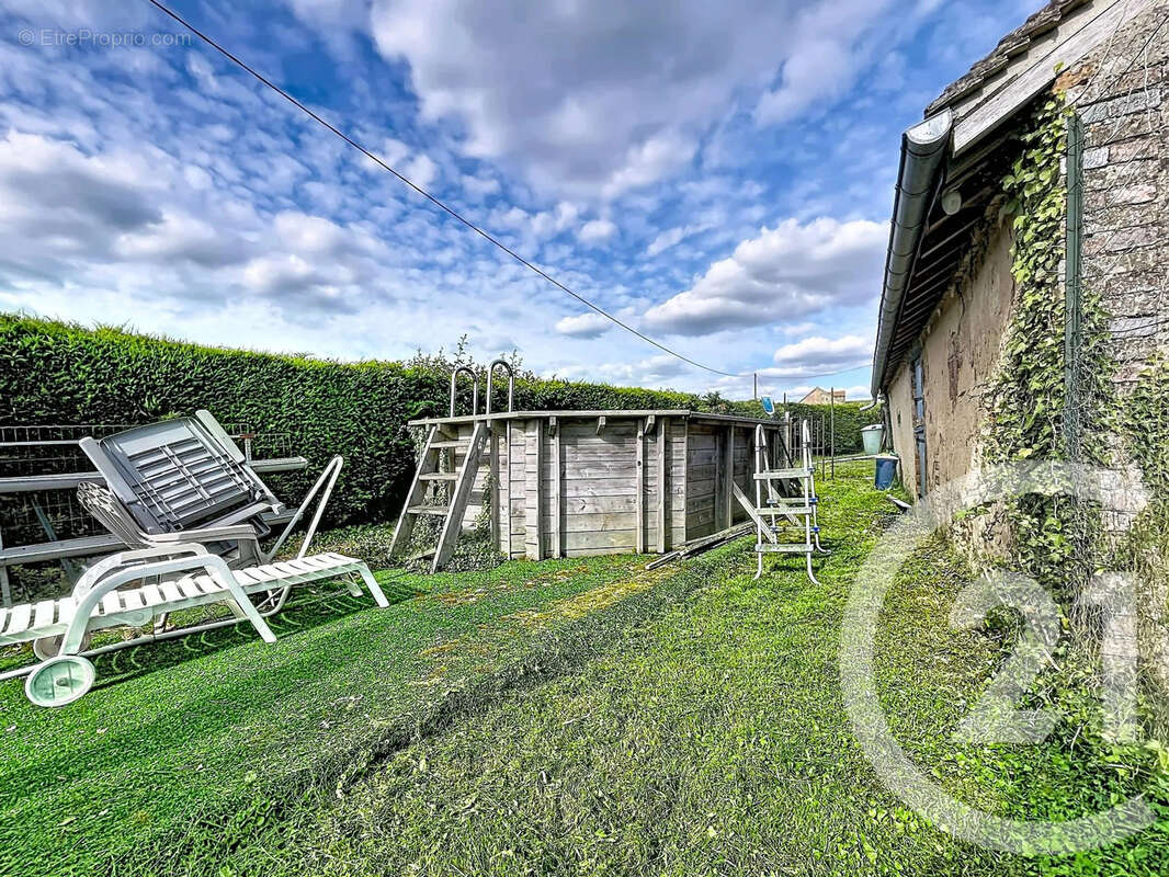 Maison 91 m² à Villebougis  - photo 11