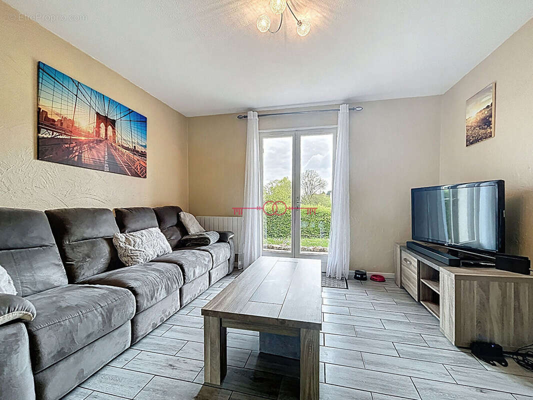 Maison à VILLE-EN-SELVE