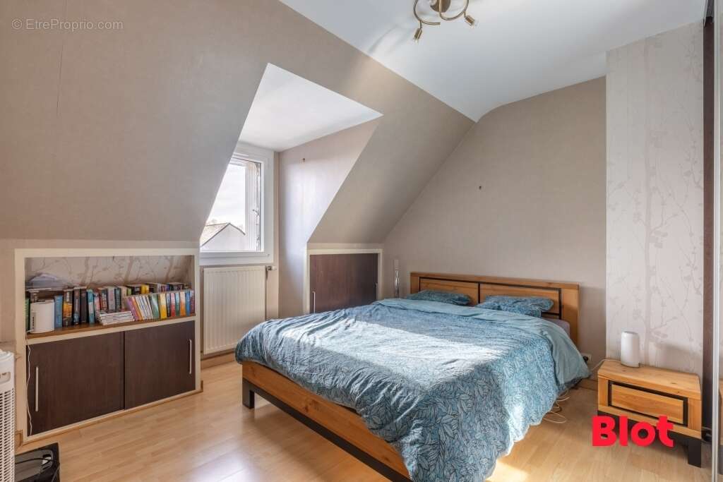 Maison à LA MEZIERE