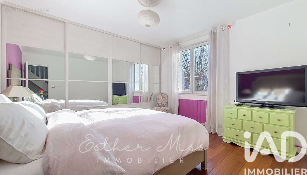 Photo 6 - Maison à SAINT-REMY-LES-CHEVREUSE