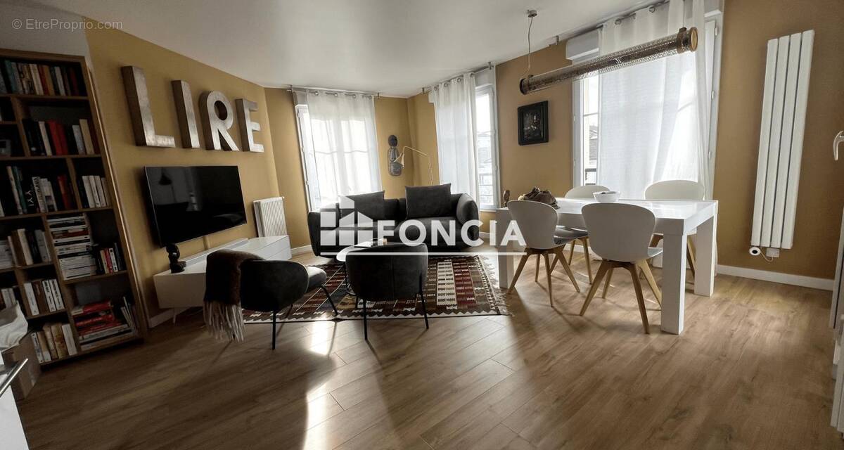 Appartement à BUSSY-SAINT-GEORGES