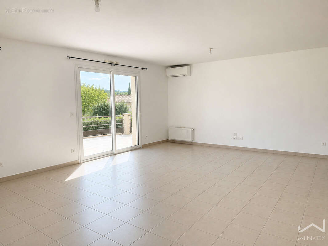 Exclusivité - pierrelatte - maison  plain pied 90m2 - 3 chambres - terrain 400 m2 - garage - photo 3
