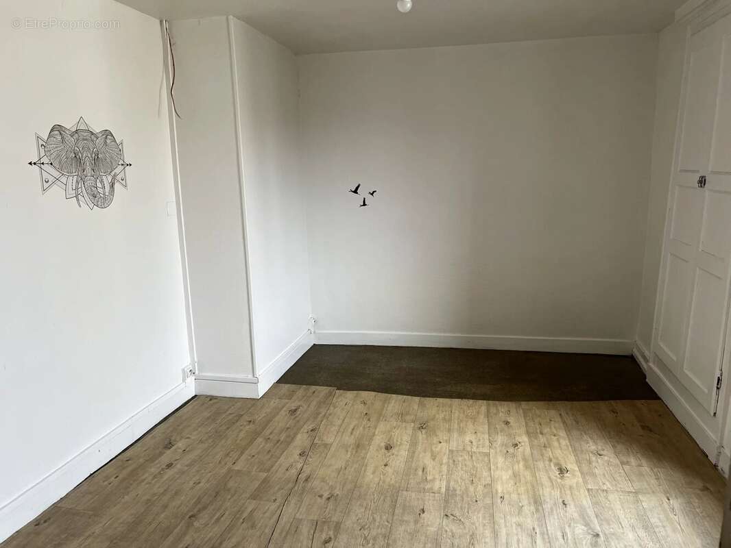 Maison à MAGNAC-LAVAL