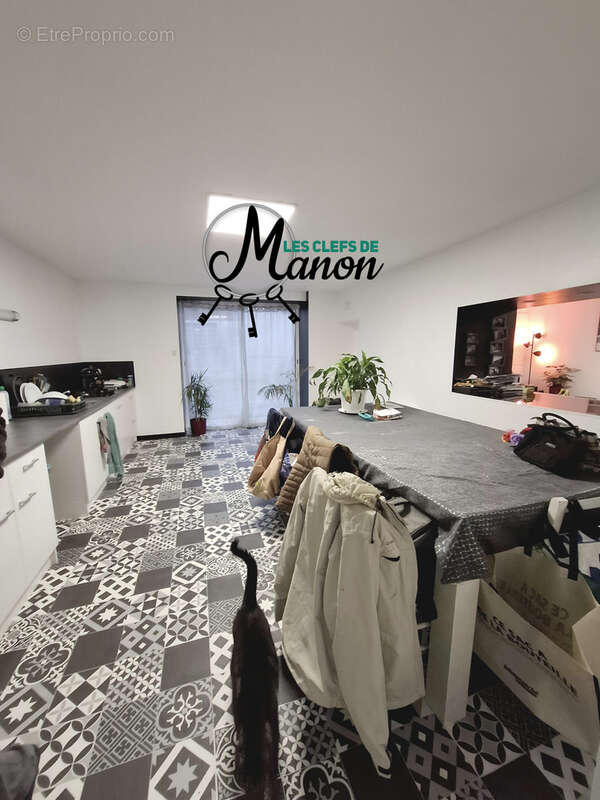 Appartement à BESSINES-SUR-GARTEMPE