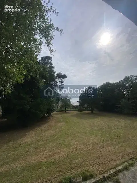 Proche toutes commodités, belle maison en pierres de 188m2, terrain de 3946m2 (possibilité plus). - photo 17