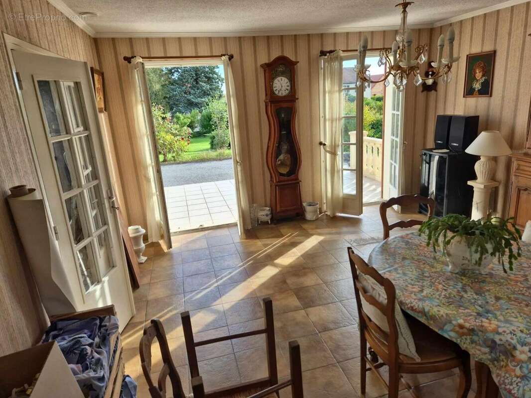 Photo 5 - Maison à BEAULON