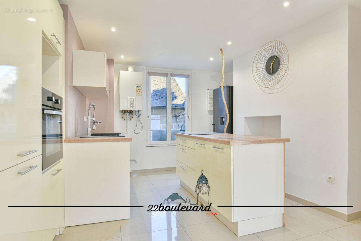 Appartement à BRIVE-LA-GAILLARDE