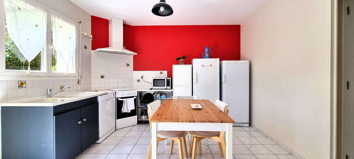 Belle maison de type 6 pièces proche du centre-bourg - photo 6