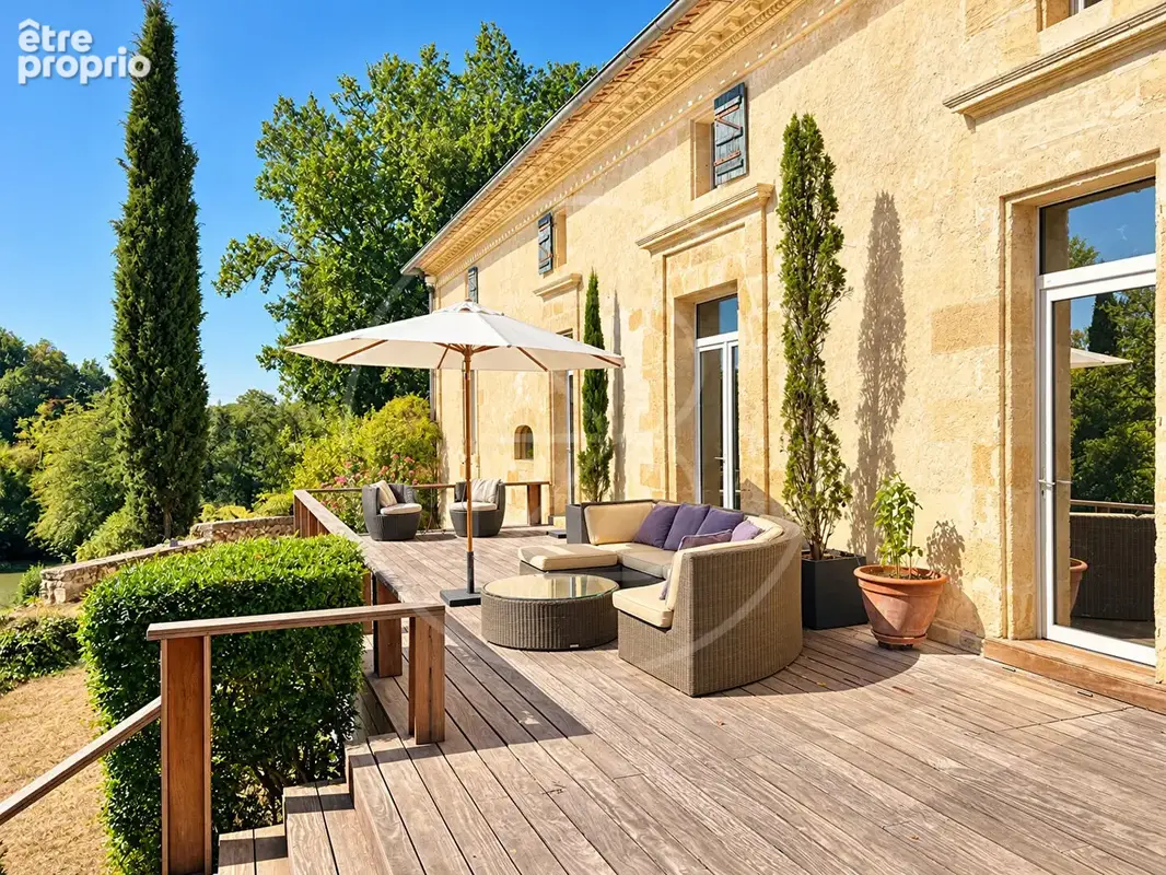 Maison en pierre rénovée avec annexe, piscine et étang privé - photo 16