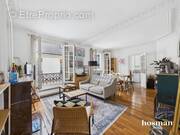 Appartement à PARIS-9E