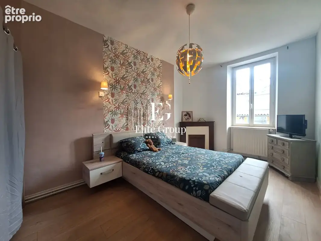 A vendre maison de ville Châteauneuf Sur Charente 10 pièces 272m² - photo 11